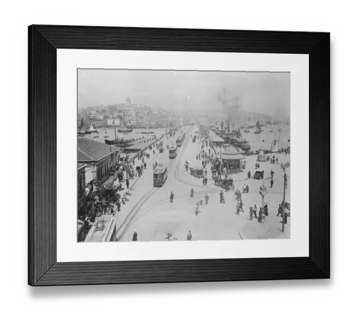 Framed Print : Constantinople on the coast of Turkey The newly rebuilt Galata bridge 21 November 1922 Framed Print : Constantinople on the coast of Turkey The newly rebuilt Galata bridge 21 November 1922