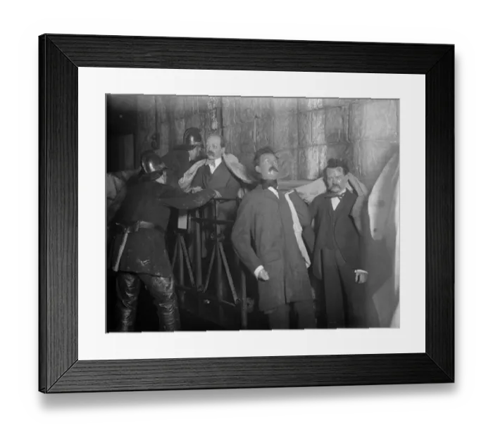 Framed Print : Madame Tussauds burned down. The figure of Crippen and others partly covered Framed Print : Madame Tussauds burned down. The figure of Crippen and others partly covered