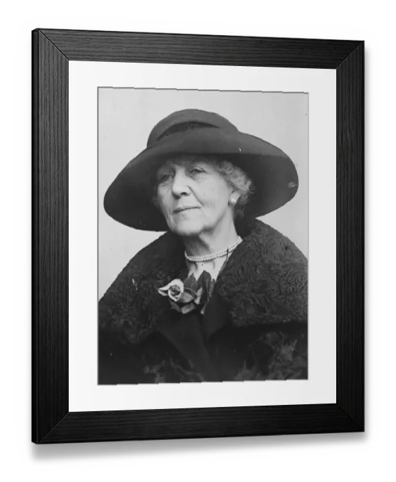 Framed Print : Mrs W K Vanderbilt, who has brought a plea before the Sacred Roman Rota for Framed Print : Mrs W K Vanderbilt, who has brought a plea before the Sacred Roman Rota for