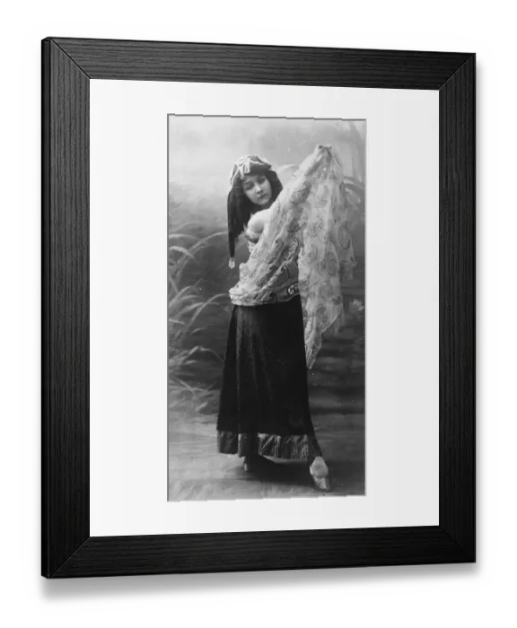 Framed Print : Premiere Danseuse of Russian Ballet to Appear In London The Countess Diakoma Framed Print : Premiere Danseuse of Russian Ballet to Appear In London The Countess Diakoma