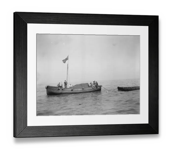 Framed Print : Miss MacLennan gives up attempt to swim channel after 25 hours in water. 21 September Framed Print : Miss MacLennan gives up attempt to swim channel after 25 hours in water. 21 September
