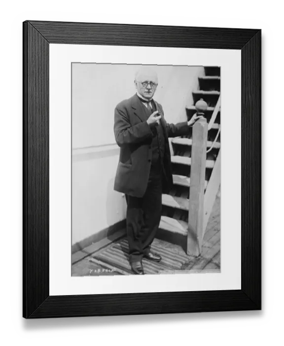 Framed Print : Sir Edwin Lutyens, architect. Posed. 1925 Framed Print : Sir Edwin Lutyens, architect. Posed. 1925