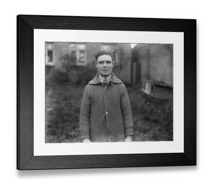 Framed Print : Kid socks, who will oppose Elky Clark at the National Sporting Club 17 April 1926 Framed Print : Kid socks, who will oppose Elky Clark at the National Sporting Club 17 April 1926