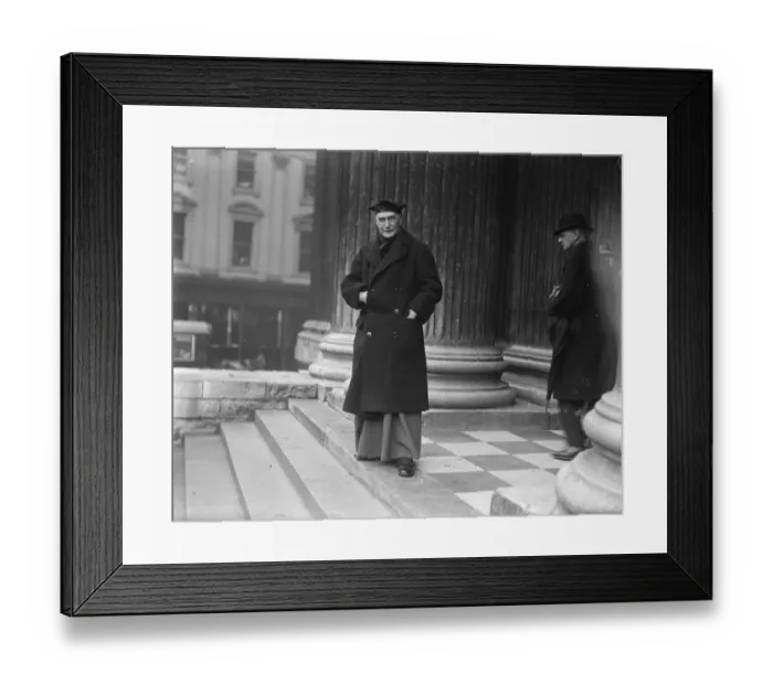 Framed Print : The Bishop of London, ( Dr Arthur Winnington - Ingram ) at St Pauls Cathedral Framed Print : The Bishop of London, ( Dr Arthur Winnington - Ingram ) at St Pauls Cathedral