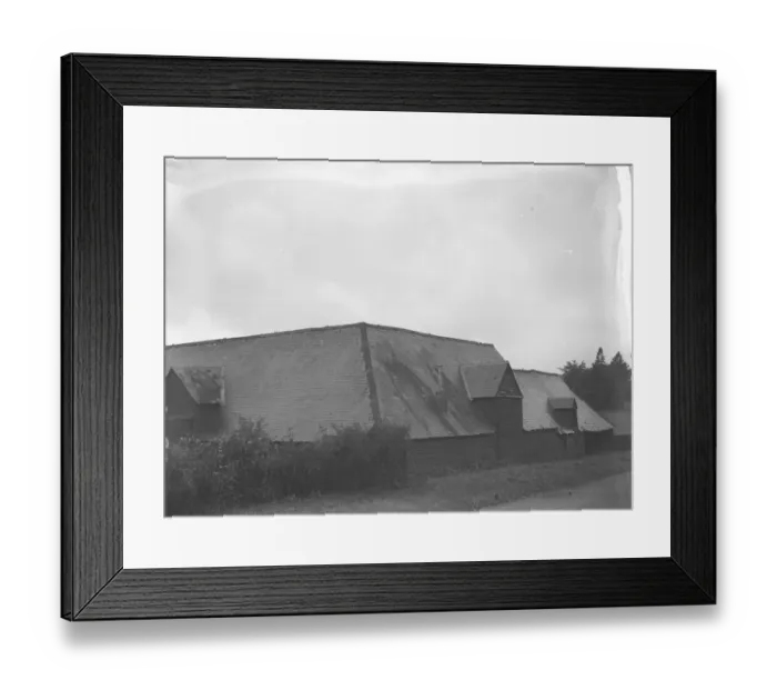 Framed Print : An old barn at Stonehall Farm, Oxted, Surrey to be demolished and the materials Framed Print : An old barn at Stonehall Farm, Oxted, Surrey to be demolished and the materials