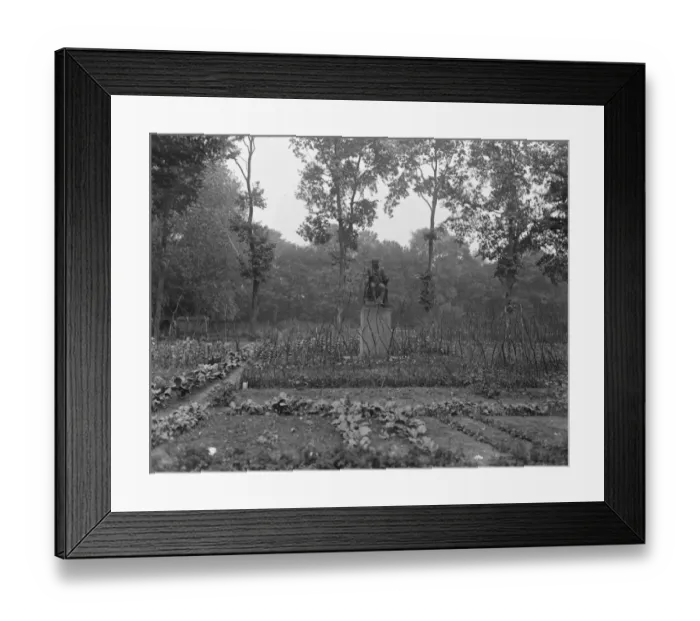 Framed Print : Londons Statue Strange Surrounding The statue of the late Lord Holland, erected Framed Print : Londons Statue Strange Surrounding The statue of the late Lord Holland, erected