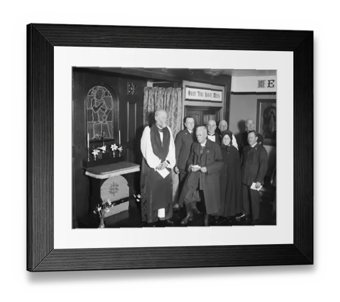 Framed Print : Bishop Talbot dedicates church Army Chapel. 18 March 1927