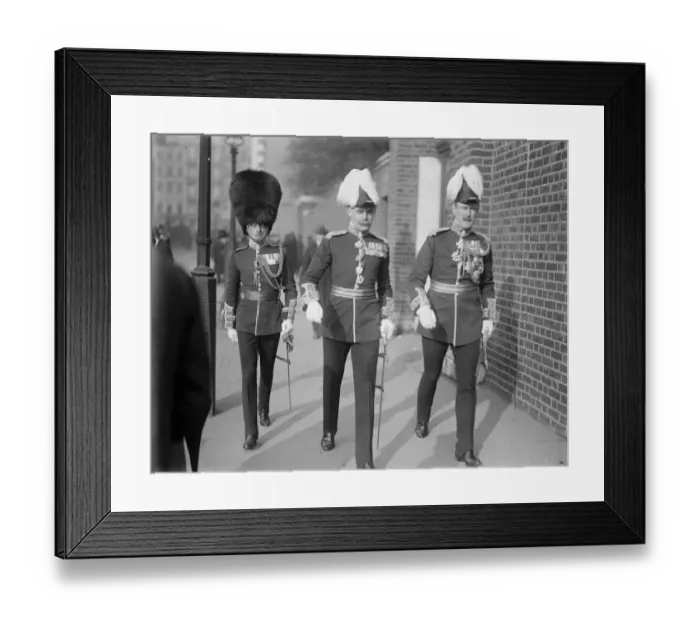 Framed Print : The Kings Levee at St James Palace London Major General Jeffreys ( on left ) Framed Print : The Kings Levee at St James Palace London Major General Jeffreys ( on left )
