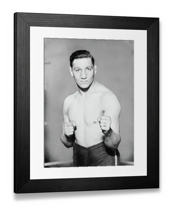 Framed Print : English boxers great task : three contests in one week. Phil Scot will attempt Framed Print : English boxers great task : three contests in one week. Phil Scot will attempt