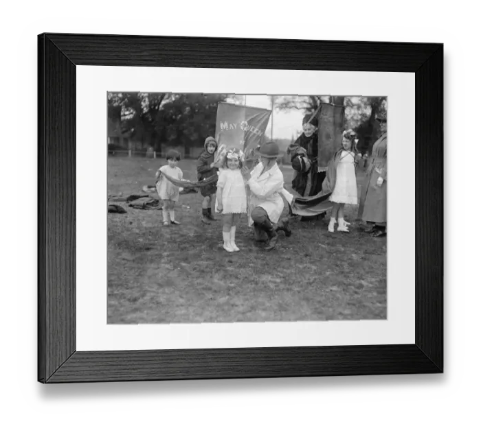 Framed Print : Crowning of May Queen at Hayes Common 2 May 1920 Framed Print : Crowning of May Queen at Hayes Common 2 May 1920