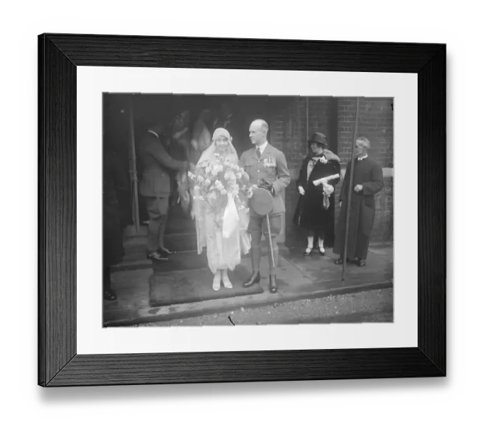 Framed Print : Well known architects daughter weds. Flight Lt A L Paxton and Miss Joan Bradford