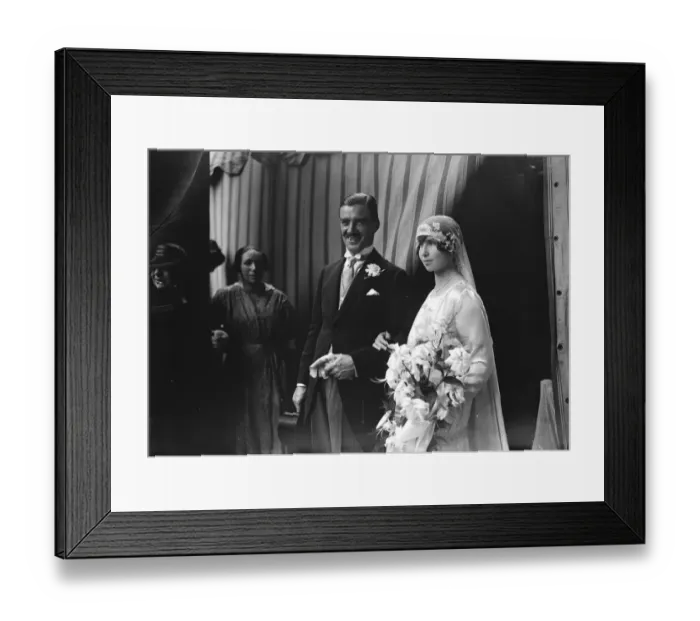 Framed Print : Lord Jessels daughter weds The marriage of Captain C H Martyn and the Hon V Jessel Framed Print : Lord Jessels daughter weds The marriage of Captain C H Martyn and the Hon V Jessel