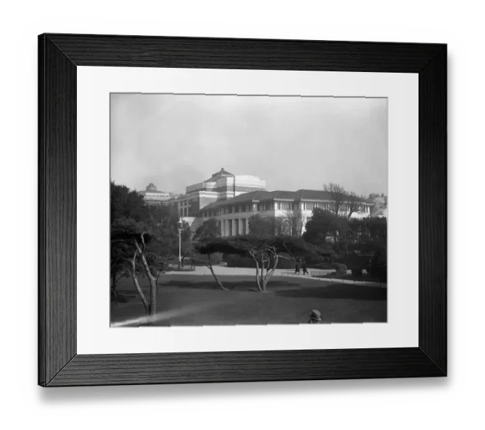 Framed Print : Bournemouth. The new ?250, 000 pavilion opened by the Duke of Gloucester. 1925