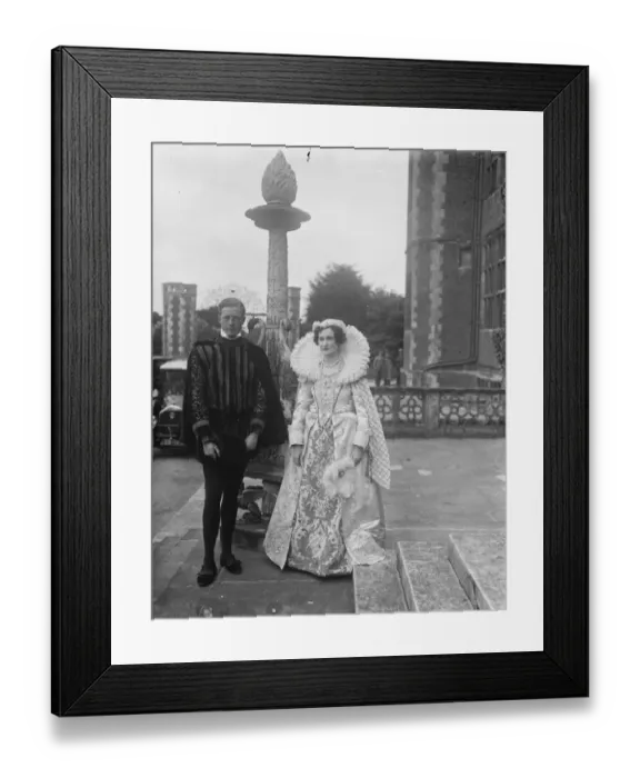 Framed Print : Elizabethan fete at Hatfield. Lady Granby as Lady Hayes and the Hon Michael Scott as Lord Hayes