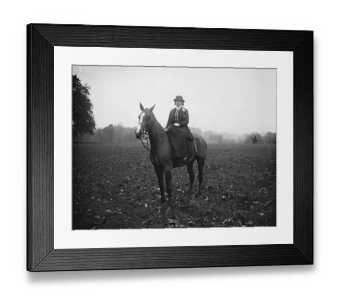 Framed Print : Meet of Leconfield Hounds at Petworth House, Sussex. The Countess de Pelet, a