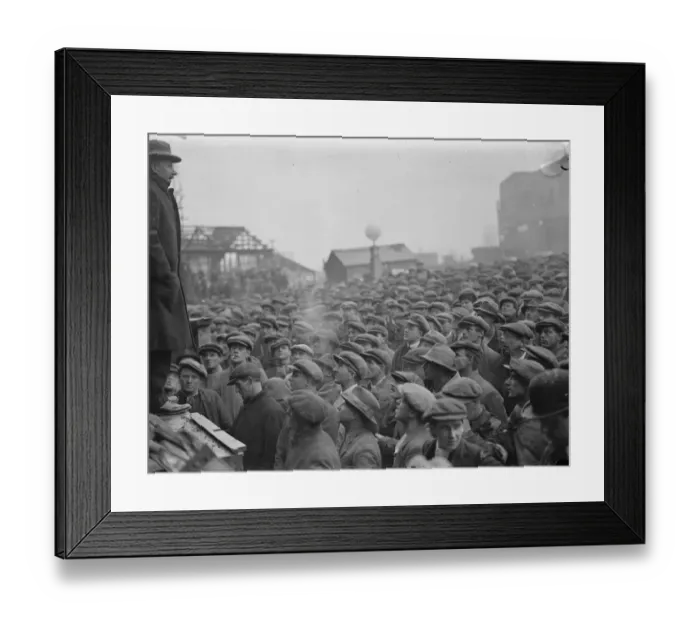 Framed Print : Mr J H Thomas addresses Wembley workers Mr J H Thomas, M P, the Colonial Secretary