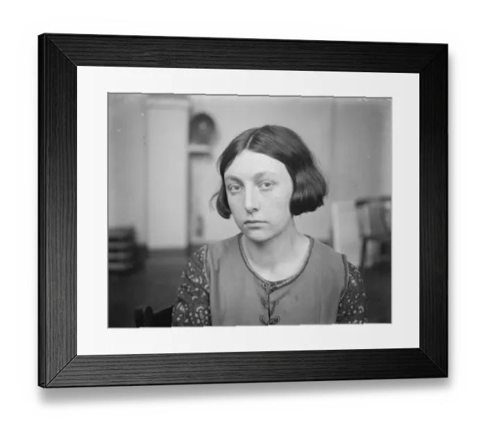 Framed Print : Royal College of Art woman student wins Rome Scholarship. Miss Evelyn Gibbs, formerly Framed Print : Royal College of Art woman student wins Rome Scholarship. Miss Evelyn Gibbs, formerly