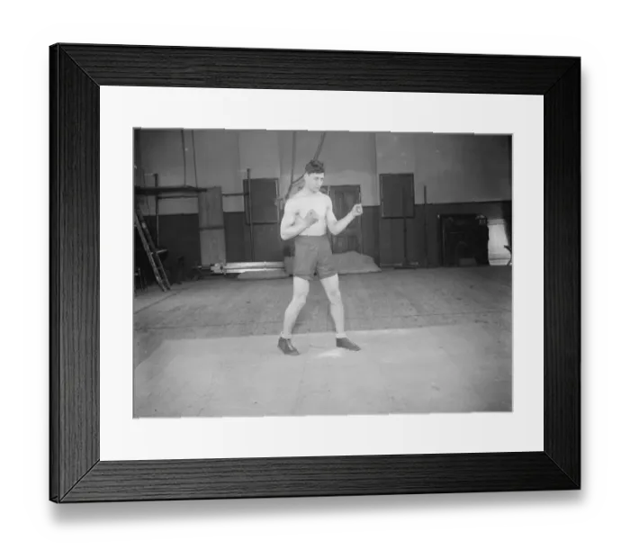 Framed Print : Ted Sandwina, the German - American heavy weight boxer. 1 May 1927 Framed Print : Ted Sandwina, the German - American heavy weight boxer. 1 May 1927