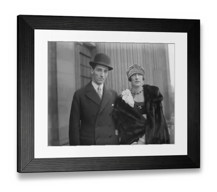 Framed Print : The wedding of Mr George Haldinstein and Mrs Olive Stobart took place at Marylebone