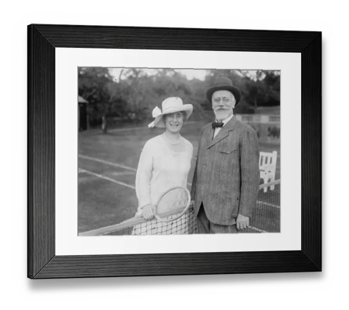 Framed Print : Greek ex Premiers wedding. M Venizelos, the Greek ex Premier is to be married