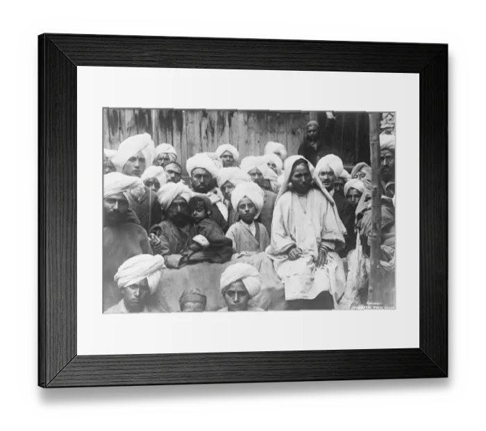 Framed Print : Srinagar, Kashmir, India. An assembly of upper class Kashmiris, subjects of the Maharajah Framed Print : Srinagar, Kashmir, India. An assembly of upper class Kashmiris, subjects of the Maharajah