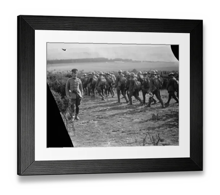 Framed Print : Army manoeuvres in Wiltshire. 24 September 1925 Framed Print : Army manoeuvres in Wiltshire. 24 September 1925