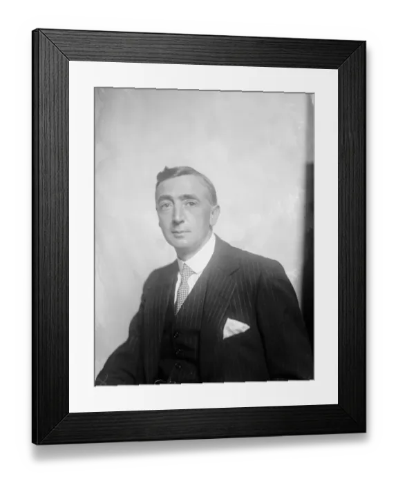 Framed Print : Mr G H Hart. Secretary, The Central News, Ltd. 1928 Framed Print : Mr G H Hart. Secretary, The Central News, Ltd. 1928