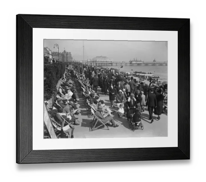 Framed Print : The crowds on Eastbourne front on Easter Monday. 2 April 1928 Framed Print : The crowds on Eastbourne front on Easter Monday. 2 April 1928