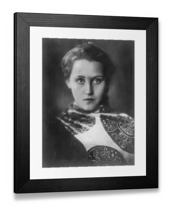 Framed Print : Mlle Brigitte Helm, who won ? 1, 617 when she visited the races at Maidsons Laffitte Framed Print : Mlle Brigitte Helm, who won ? 1, 617 when she visited the races at Maidsons Laffitte