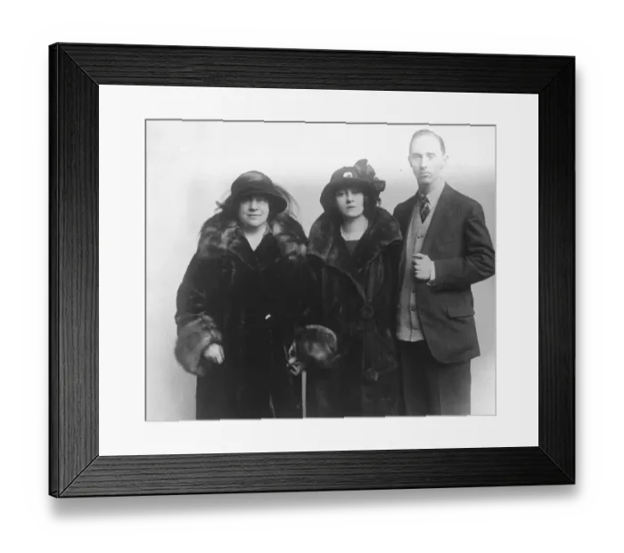 Framed Print : Lord and Lady Foley and Mrs H Greenstone. 12 January 1924