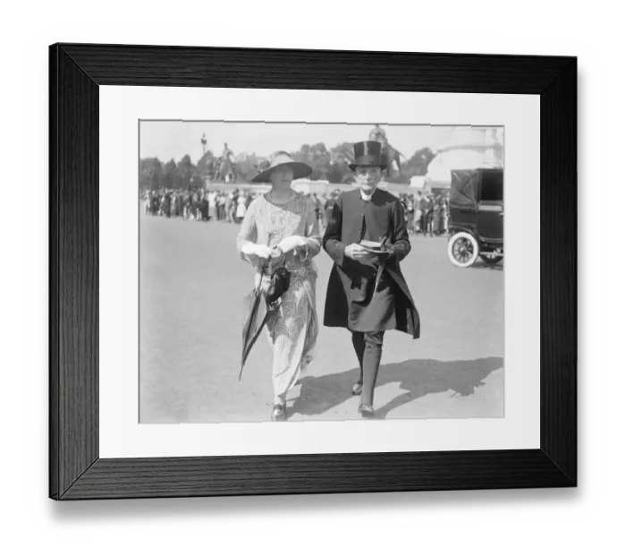 Framed Print : Garden Party at Buckingham Palace. Bishop Crowns arriving with his wife. 26 July 1923