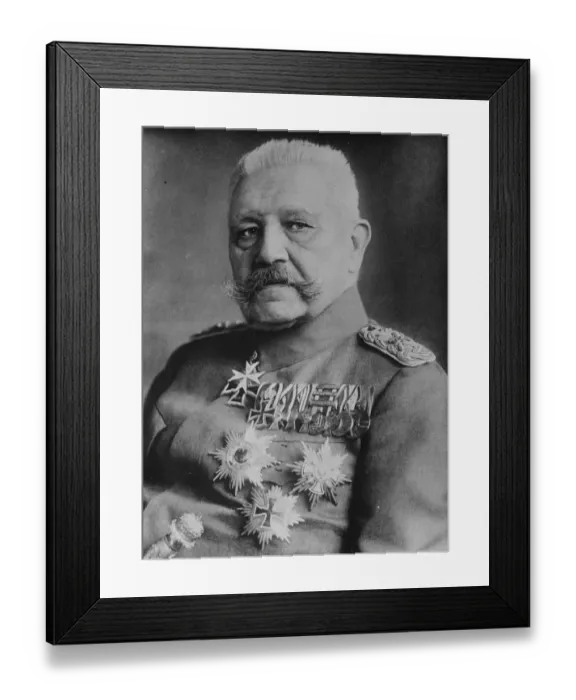 Framed Print : Latest photograph of Hindenburg. 15 April 1925 Framed Print : Latest photograph of Hindenburg. 15 April 1925