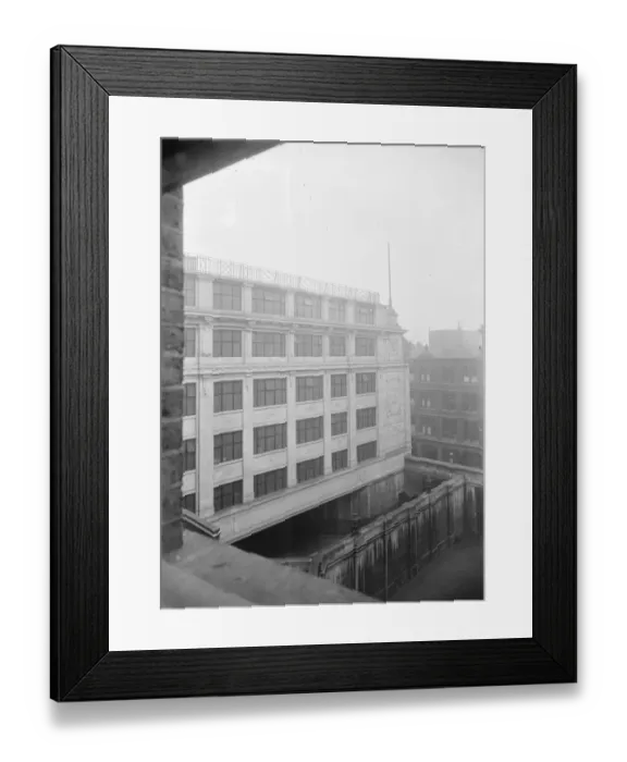 Framed Print : New Premises of the Oxford University Press, in Warwick Square 8 March 1924 Framed Print : New Premises of the Oxford University Press, in Warwick Square 8 March 1924