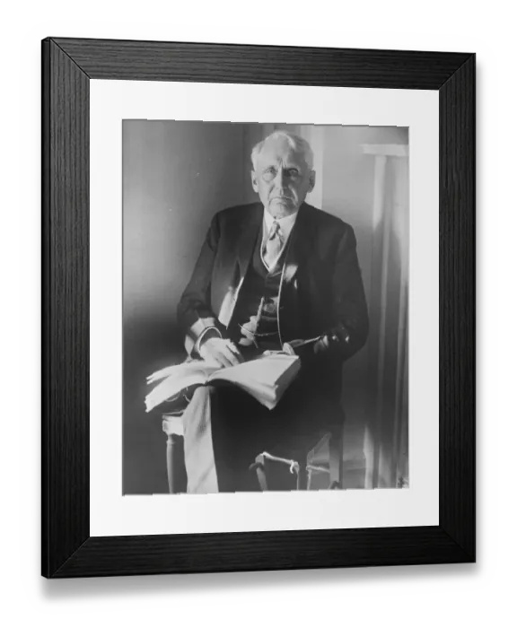 Framed Print : Mr Frank B Kellogg, US Secretary of State. 19 August 1928 Framed Print : Mr Frank B Kellogg, US Secretary of State. 19 August 1928
