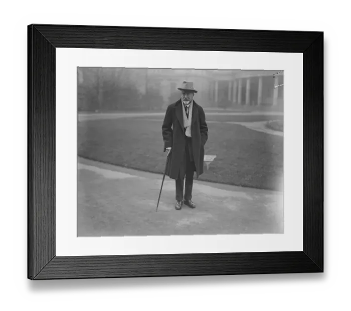 Framed Print : First meeting of Irish Free State Senate in Dublin. Mr E W Eyre arriving. 12 Framed Print : First meeting of Irish Free State Senate in Dublin. Mr E W Eyre arriving. 12