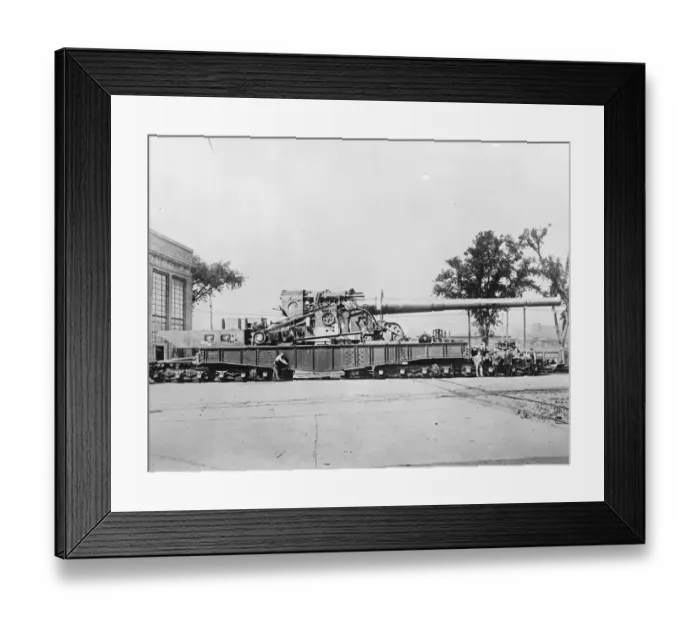 Framed Print : Americas Long Tom mammoth army gun with a range of 23 miles. The latest American army gun Framed Print : Americas Long Tom mammoth army gun with a range of 23 miles. The latest American army gun