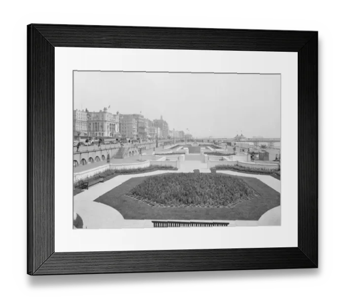 Framed Print : Brighton. 1925