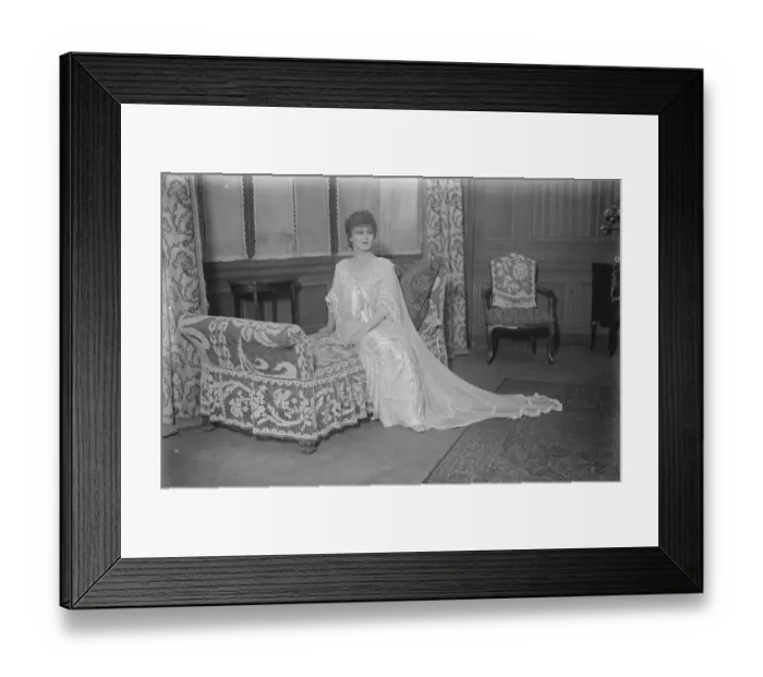 Framed Print : Miss Margaret Bannermans triumph in Lullaby. Miss Margaret Bannerman as Framed Print : Miss Margaret Bannermans triumph in Lullaby. Miss Margaret Bannerman as