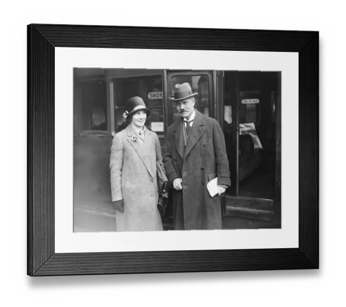 Framed Print : American holiday Mr Ramsay MacDonald and Miss Ishbel MacDonald at Waterloo just Framed Print : American holiday Mr Ramsay MacDonald and Miss Ishbel MacDonald at Waterloo just