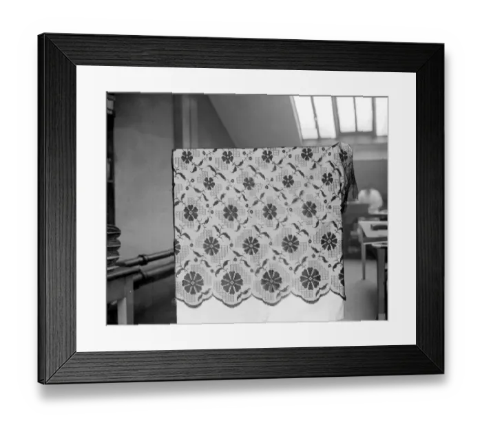 Framed Print : Lace making at messrs William Bridgett and Sons Ltd, Lenton, Nottingham. Specimen Framed Print : Lace making at messrs William Bridgett and Sons Ltd, Lenton, Nottingham. Specimen