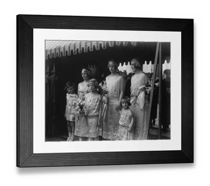 Framed Print : Countess Beattys Niece Weds Miss Gwendolyn Marshall Field, niece of Countess Beatty Framed Print : Countess Beattys Niece Weds Miss Gwendolyn Marshall Field, niece of Countess Beatty