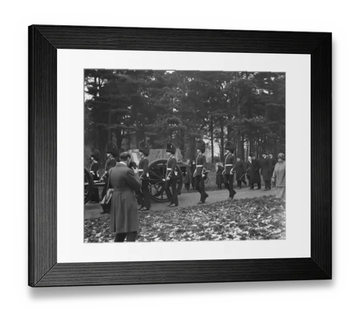 Framed Print : Queen Alexandras funeral at Sandringham. 26 November 1925 Framed Print : Queen Alexandras funeral at Sandringham. 26 November 1925