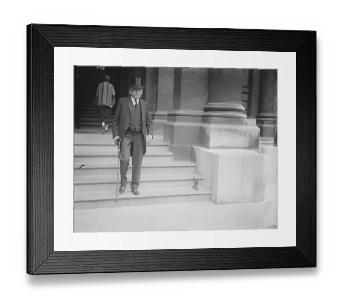 Framed Print : The allied conference with the Germans at the Foreign Office. Dr Kellogg Framed Print : The allied conference with the Germans at the Foreign Office. Dr Kellogg