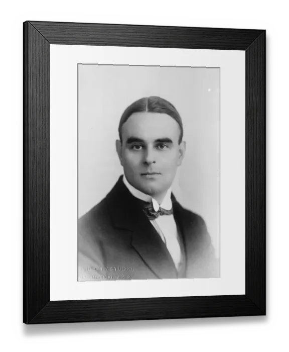 Framed Print : Mr Charles L Nordon, the Conservative candidate for Central Southwark. 21 November Framed Print : Mr Charles L Nordon, the Conservative candidate for Central Southwark. 21 November