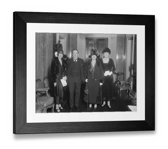 Framed Print : Prime Minister at Y W C A meeting at Carlton House Terrace Left to right Lady Londonderry Framed Print : Prime Minister at Y W C A meeting at Carlton House Terrace Left to right Lady Londonderry