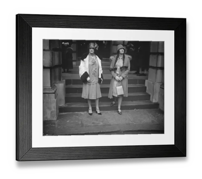 Framed Print : Private view day at the Royal Academy. Lady Walpole and her daughter. 30 August 1926 Framed Print : Private view day at the Royal Academy. Lady Walpole and her daughter. 30 August 1926