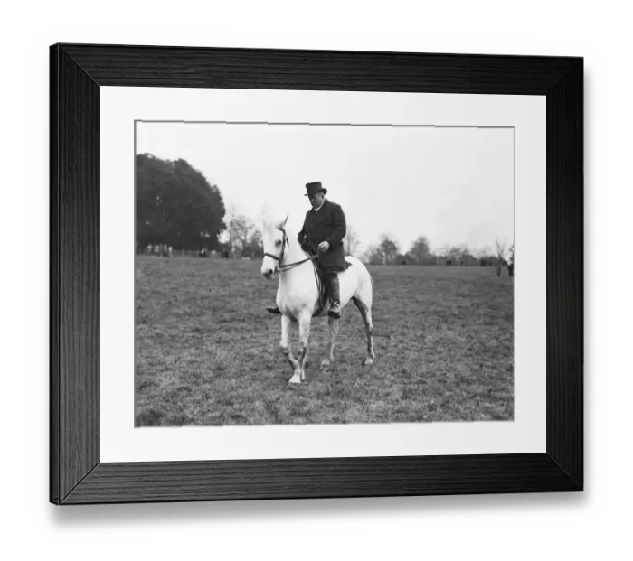 Framed Print : Meet the New Forest Staghounds Sir G Thursby, the Master at the meet 20 November 1922 Framed Print : Meet the New Forest Staghounds Sir G Thursby, the Master at the meet 20 November 1922