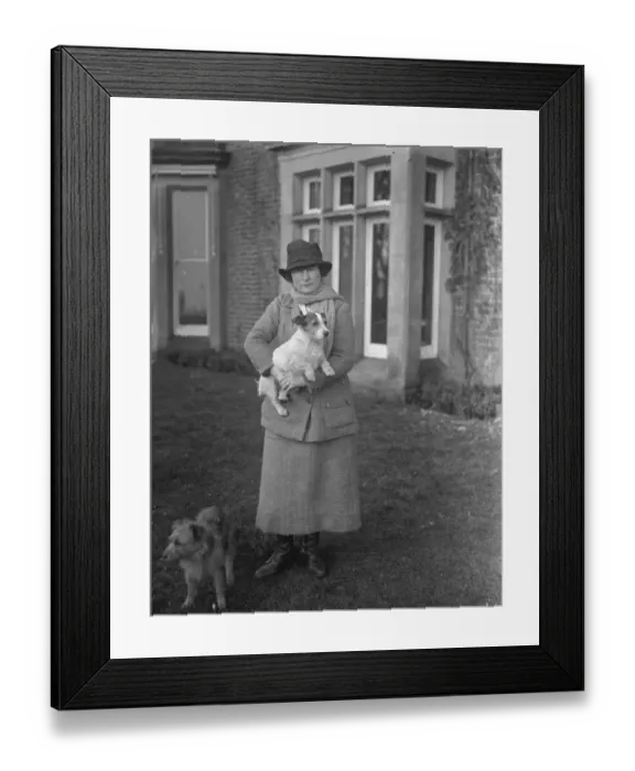 Framed Print : The Marchioness of Cambridge at Shotton Hall, Shrewsbury in Shropshire Britain 21 Framed Print : The Marchioness of Cambridge at Shotton Hall, Shrewsbury in Shropshire Britain 21