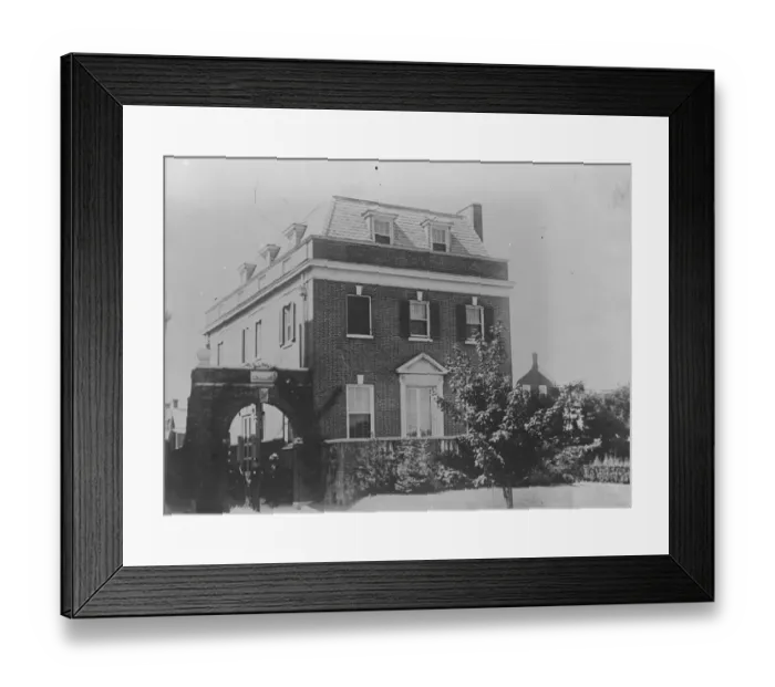 Framed Print : President Hardings Washington House, Wyoming Avenue 5 November 1920