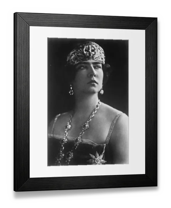 Framed Print : Latest portrait of Queen Maria of Yugoslavia. 9 January 1929